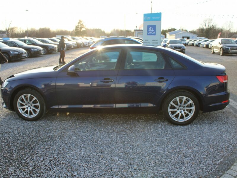 Audi A4 F-vat,salon-polska,navi,automat,gwarancja,g.fotele B9 (2015-)