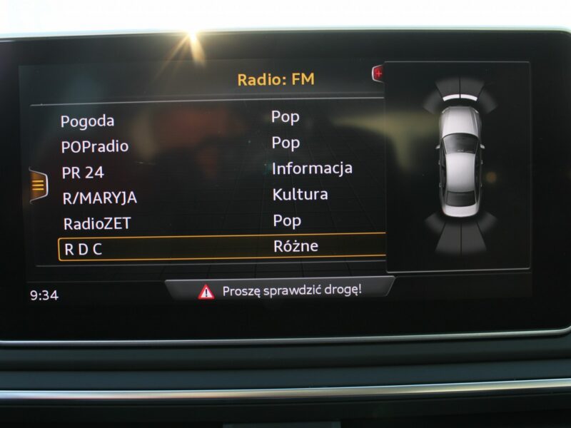 Audi A4 F-vat,salon-polska,navi,automat,gwarancja,g.fotele B9 (2015-)
