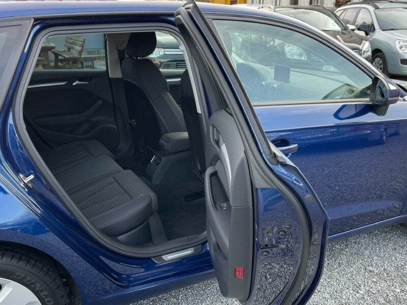 Audi A3 2.0 Diesel Moc 150KM Automat Bixenon LED 8V (2012-)