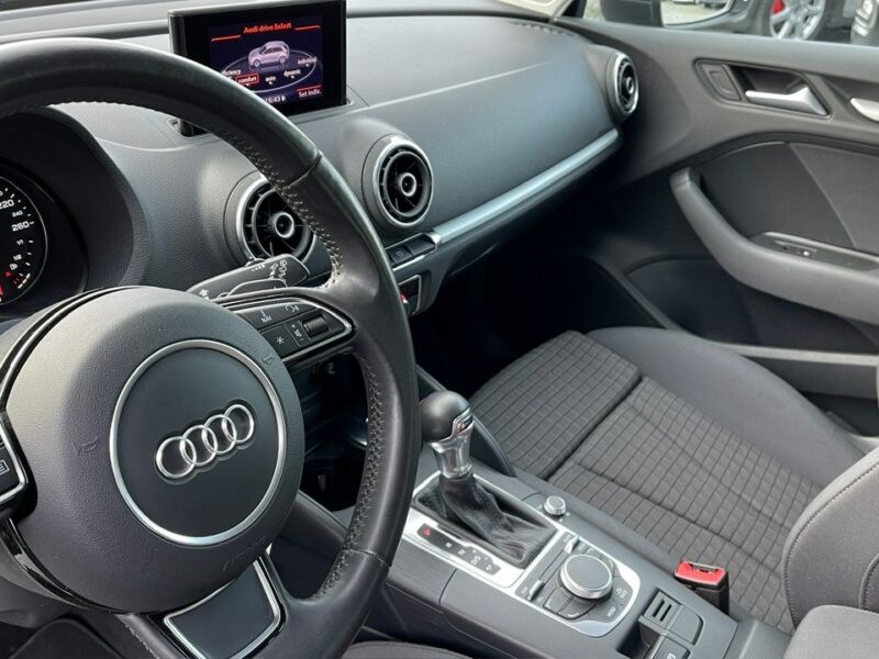 Audi A3 2.0 Diesel Moc 150KM Automat Bixenon LED 8V (2012-)