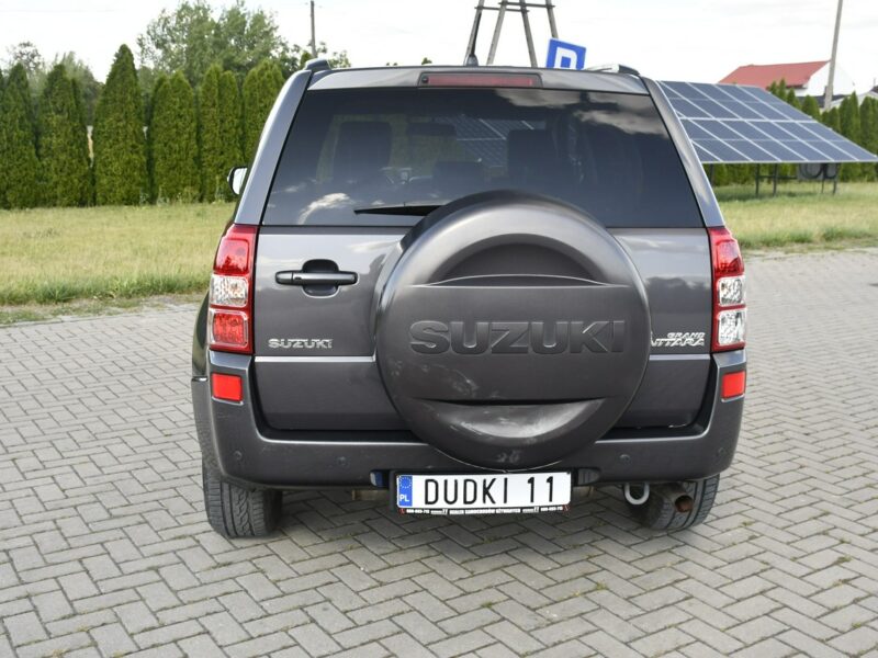 Suzuki Grand Vitara 2,4B DUDKI11 Automat,Hands-Free,4x4,Xenony,Szyberdach,El.szyby.kredyt. II (2005-2015)