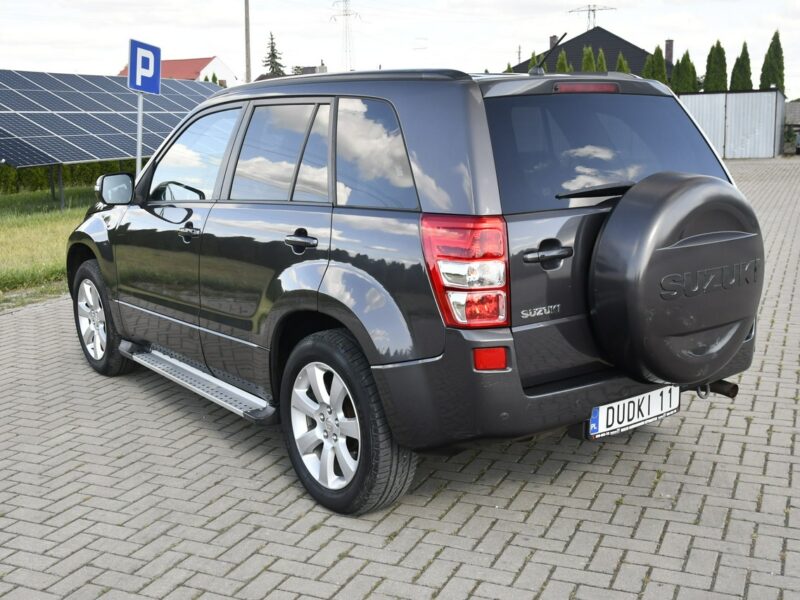 Suzuki Grand Vitara 2,4B DUDKI11 Automat,Hands-Free,4x4,Xenony,Szyberdach,El.szyby.kredyt. II (2005-2015)