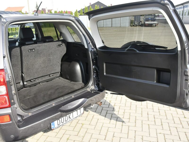 Suzuki Grand Vitara 2,4B DUDKI11 Automat,Hands-Free,4x4,Xenony,Szyberdach,El.szyby.kredyt. II (2005-2015)