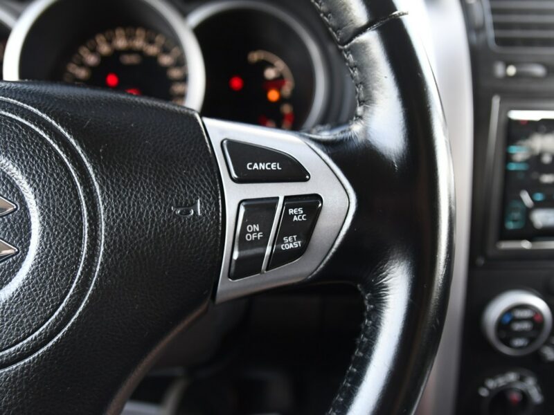 Suzuki Grand Vitara 2,4B DUDKI11 Automat,Hands-Free,4x4,Xenony,Szyberdach,El.szyby.kredyt. II (2005-2015)