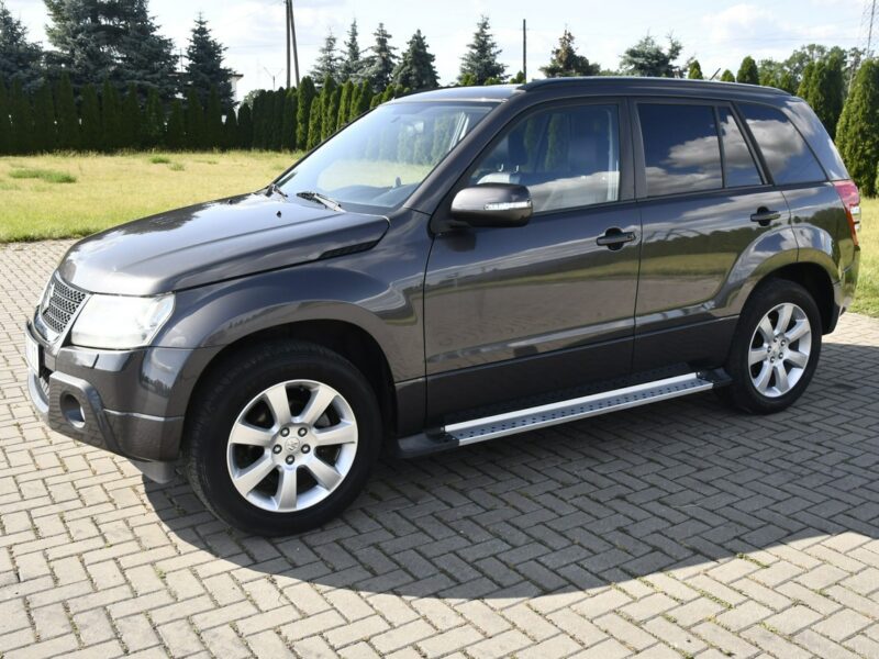 Suzuki Grand Vitara 2,4B DUDKI11 Automat,Hands-Free,4x4,Xenony,Szyberdach,El.szyby.kredyt. II (2005-2015)