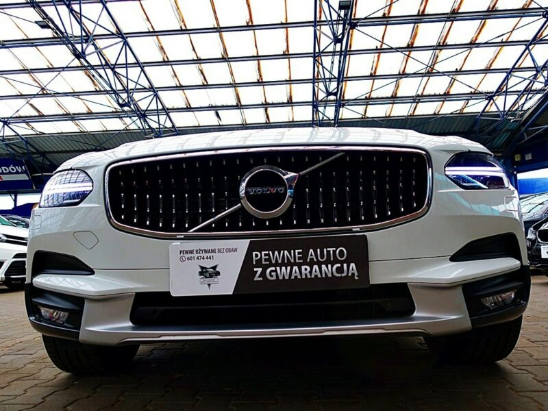 Volvo V90 Cross Country HARMAN/kardon MASAŻE 3Lata GWAR I-wł Kraj Bezwypad D5 235KM 4x4 FV23%