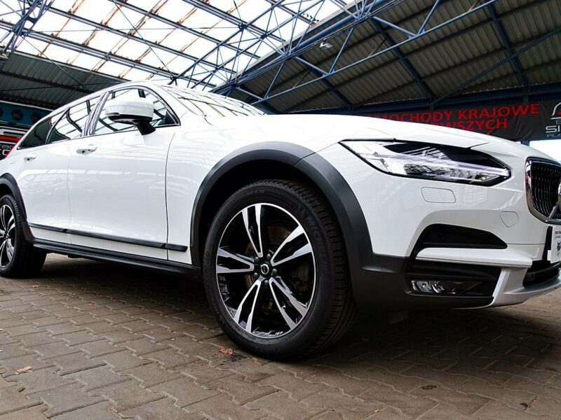 Volvo V90 Cross Country HARMAN/kardon MASAŻE 3Lata GWAR I-wł Kraj Bezwypad D5 235KM 4x4 FV23%