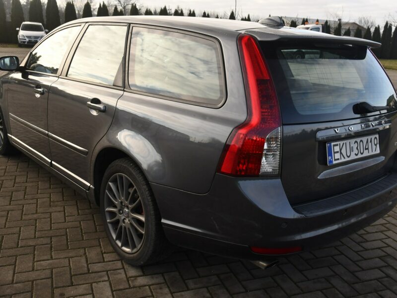 Volvo V50 2,4D DUDKI11 Automat,Klimatr 2 str. Tempomat,kredyt,GWARANCJA II (2007-)