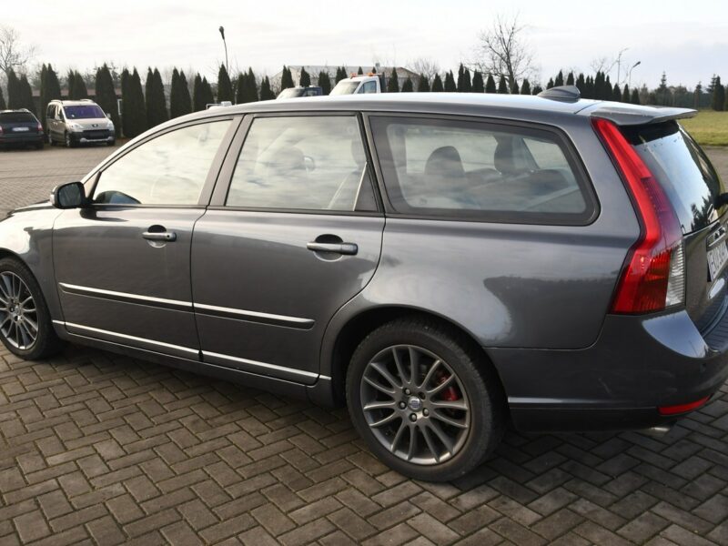 Volvo V50 2,4D DUDKI11 Automat,Klimatr 2 str. Tempomat,kredyt,GWARANCJA II (2007-)