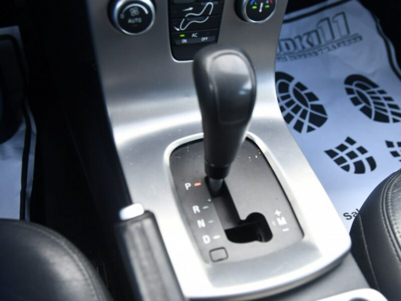 Volvo V50 2,4D DUDKI11 Automat,Klimatr 2 str. Tempomat,kredyt,GWARANCJA II (2007-)
