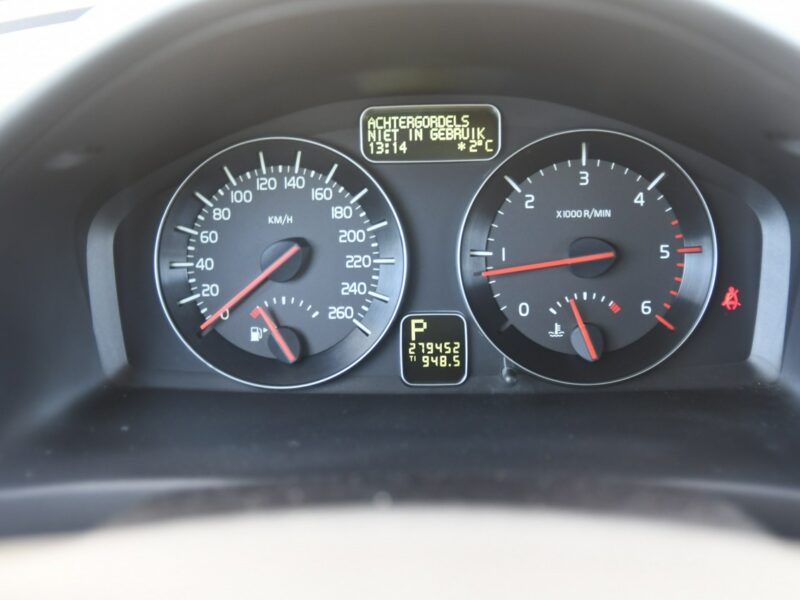 Volvo V50 2,4D DUDKI11 Automat,Klimatr 2 str. Tempomat,kredyt,GWARANCJA II (2007-)