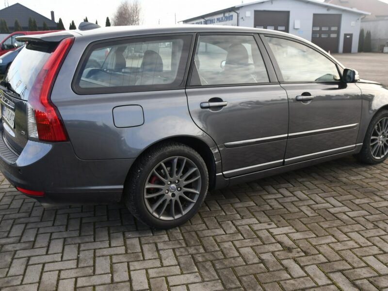 Volvo V50 2,4D DUDKI11 Automat,Klimatr 2 str. Tempomat,kredyt,GWARANCJA II (2007-)