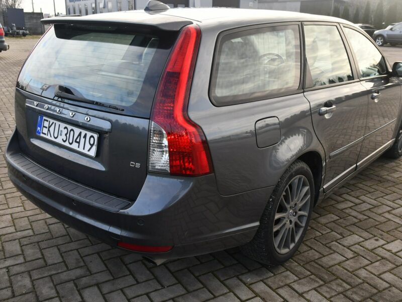 Volvo V50 2,4D DUDKI11 Automat,Klimatr 2 str. Tempomat,kredyt,GWARANCJA II (2007-)