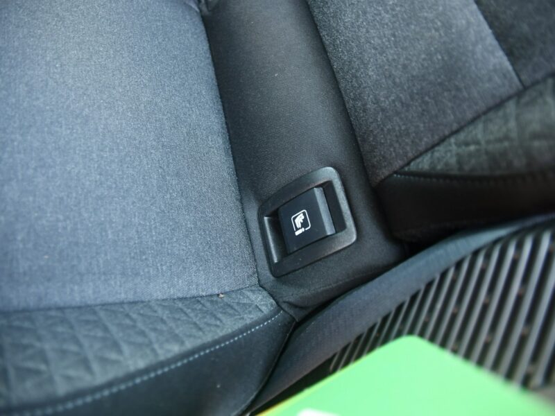 Renault Clio 1,6Hybryda/Benz Automat,Ayst. Pasa Ruchu.Kam Cof.( 140km ) OKAZJA V (2019-)