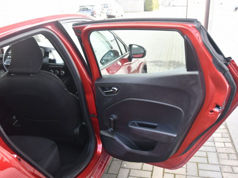 Renault Clio 1,6Hybryda/Benz Automat,Ayst. Pasa Ruchu.Kam Cof.( 140km ) OKAZJA V (2019-)