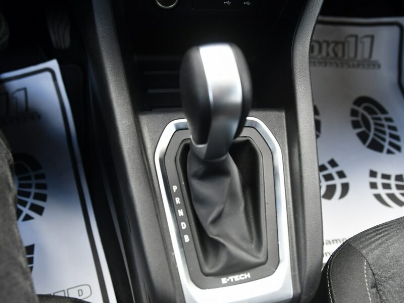 Renault Clio 1,6Hybryda/Benz Automat,Ayst. Pasa Ruchu.Kam Cof.( 140km ) OKAZJA V (2019-)