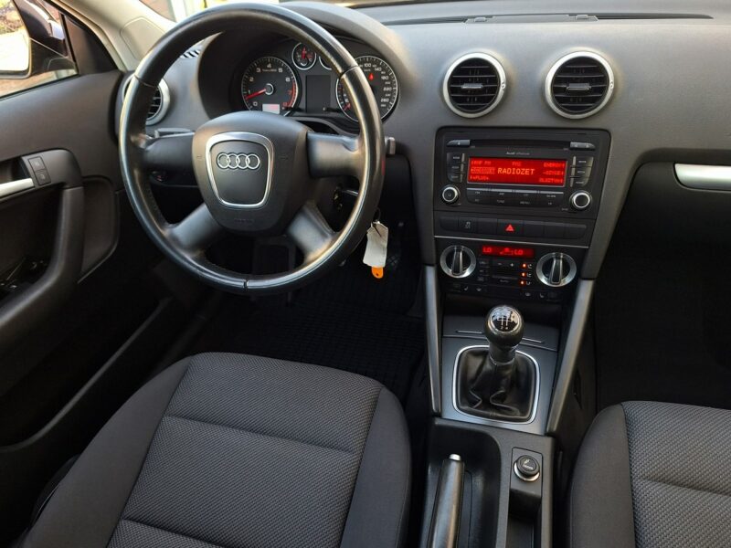 Audi A3 * 1.6MPi* BDB STAN* KLiMAtronik* podgrzew. fotele* LiFTiNG 8P (2003-2012)