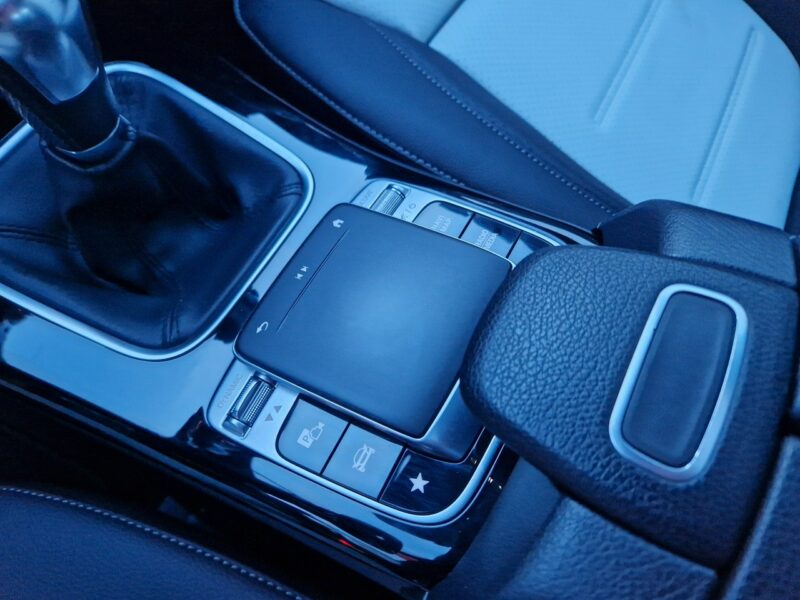 Mercedes CLA 200 Jedyny taki cla pakiet Amg serwis mercedes Gwarancja zamiana Piękny I (2013-2019)