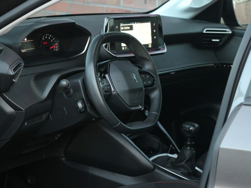 Peugeot 208 Navi*Klima*FullLed*Radar*AsysToru*Temp*Komp*Alu*Android*GwarVGS !!! II (2019 -)