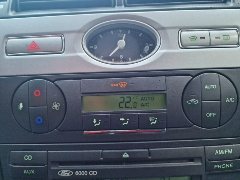Ford Mondeo 1.8 Benzyna 130 KM, Grzane Fotele, Klimatyzacja Automatyczna, 2x Koła Mk3 (2000-2006)