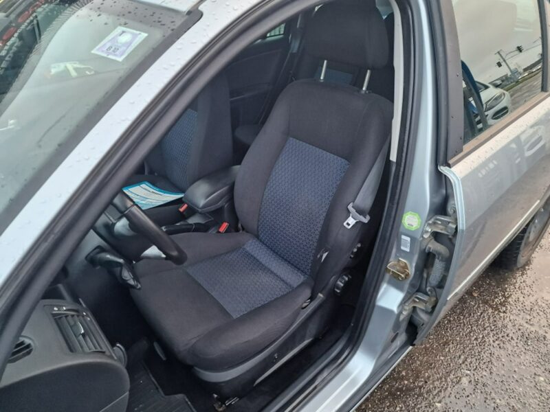 Ford Mondeo 1.8 Benzyna 130 KM, Grzane Fotele, Klimatyzacja Automatyczna, 2x Koła Mk3 (2000-2006)