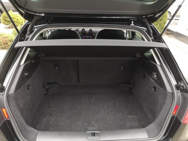 Audi A3 2.0 TDI 150KM Klimatronic Tempomat Nawi Bixenon Led Alu Serwis 8V (2012-)