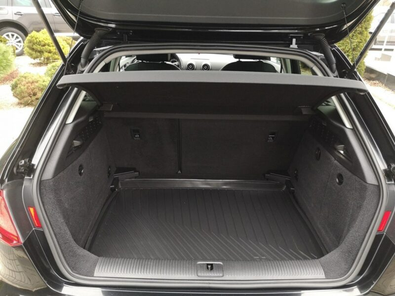 Audi A3 2.0 TDI 150KM Klimatronic Tempomat Nawi Bixenon Led Alu Serwis 8V (2012-)