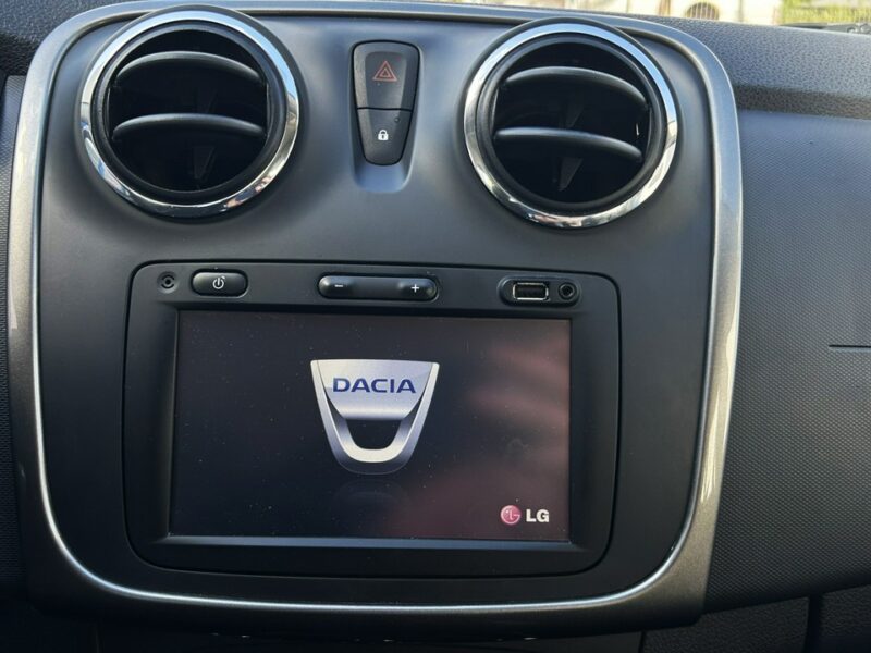 Dacia Sandero Stepway 0.9 90KM Sys. Nawigacji Klima 4x el. szyby II (2012-2020)