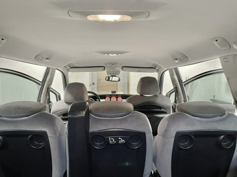 Citroen C8 2.0 HDI 136KM*Face Lift*EXCLUSIVE*Spryskiwacze*Kapitan*8 os*Z NIEMIEC