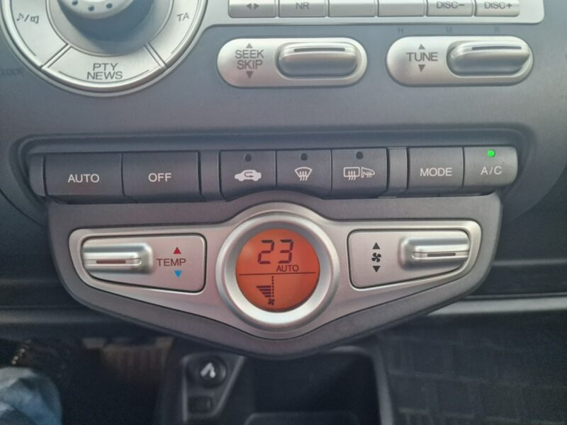 Honda Jazz 1.4 Benzyna 83 KM, Klimatyzacja Automatyczna, Hak, Nowe Sprzęgło !!! II (2002-2008)