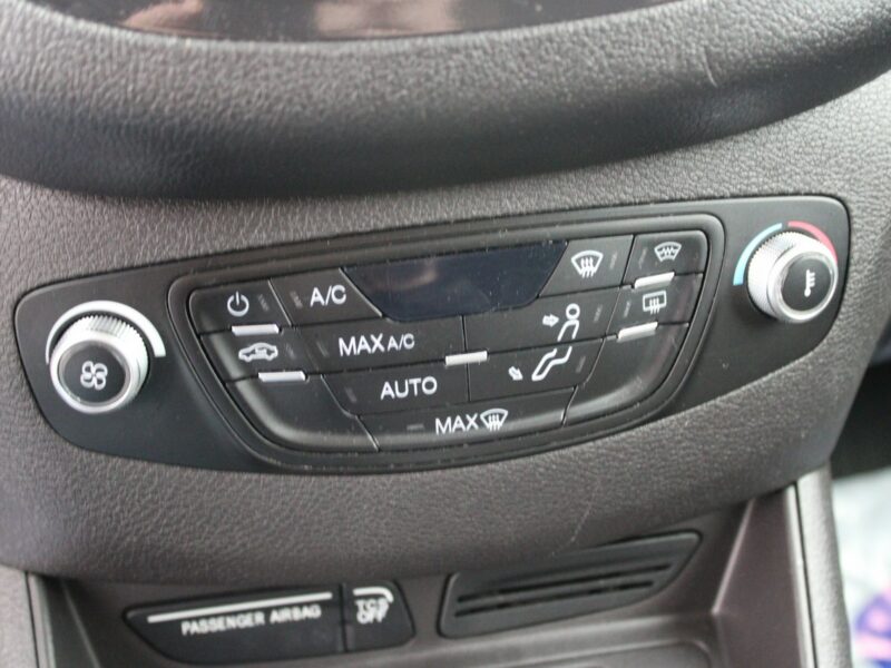 Ford Tourneo Courier F-Vat SalonPL Gwarancja Kamera Hak Inna