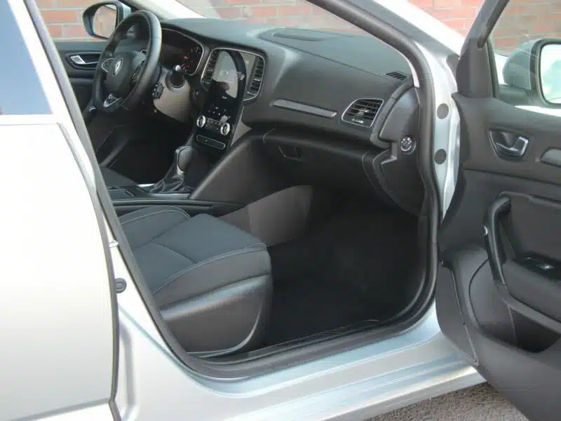 Renault Megane Aut*Navi*FullLed*Radar*Alu18*Temp*Komp*Pdc*Android*Kamera*GwarVGS !!! IV (2016-)
