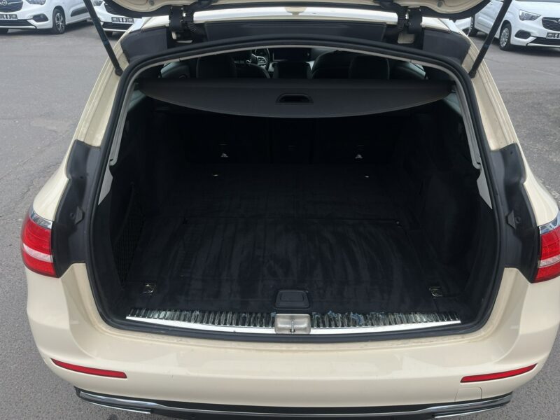 Mercedes E 220 E220d T 9G-tronic 197KM Navi FullLed Kamera Asystent Model 2020 FV 23% W213 (2016-)