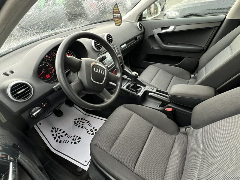 Audi A3 Lift / Ledy * 1.4 Benzyna * Gwarancja w cenie * Przebieg 204*ZAREJ.PL 8P (2003-2012)