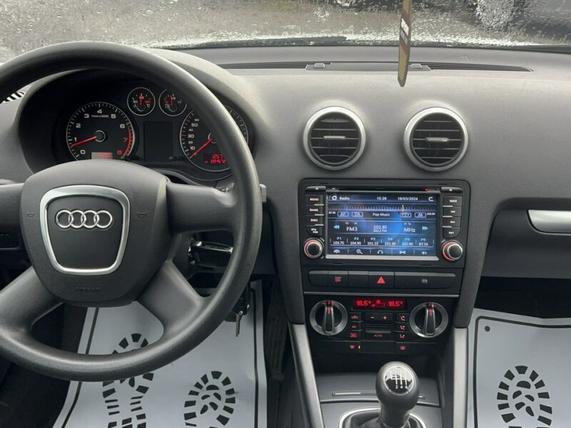 Audi A3 Lift / Ledy * 1.4 Benzyna * Gwarancja w cenie * Przebieg 204*ZAREJ.PL 8P (2003-2012)