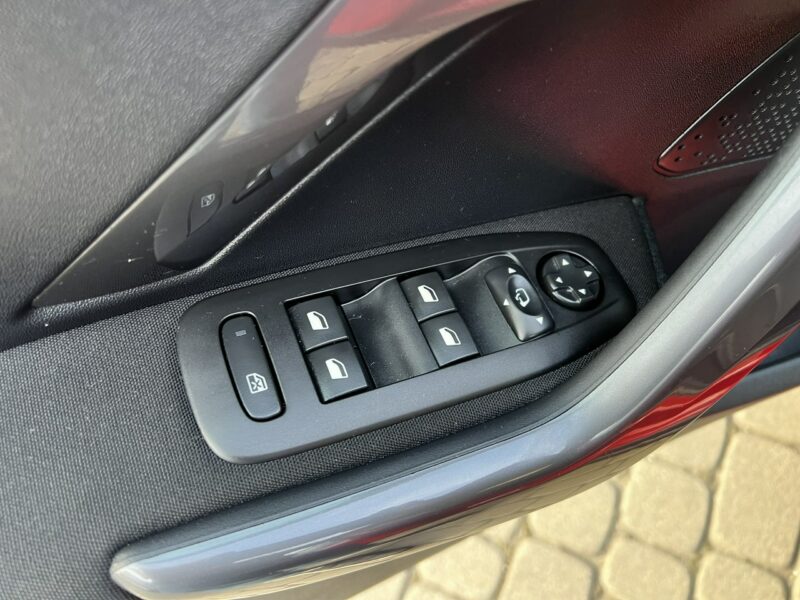 Peugeot 2008 1,2 82KM Klimatyzacja Navi Krajowy 1Właściciel I (2013-2019)