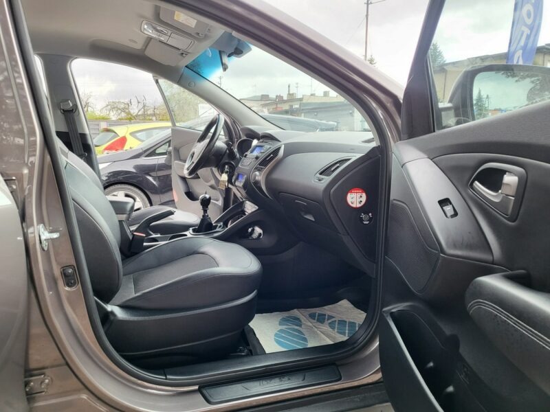 Hyundai ix35 1.6 135 KMI Właściciel 100% Przebieg Raty ASO TUV Gwarancja Zapraszamy