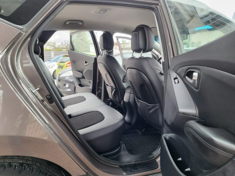 Hyundai ix35 1.6 135 KMI Właściciel 100% Przebieg Raty ASO TUV Gwarancja Zapraszamy