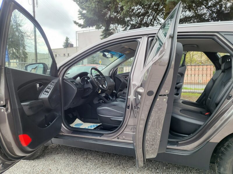 Hyundai ix35 1.6 135 KMI Właściciel 100% Przebieg Raty ASO TUV Gwarancja Zapraszamy