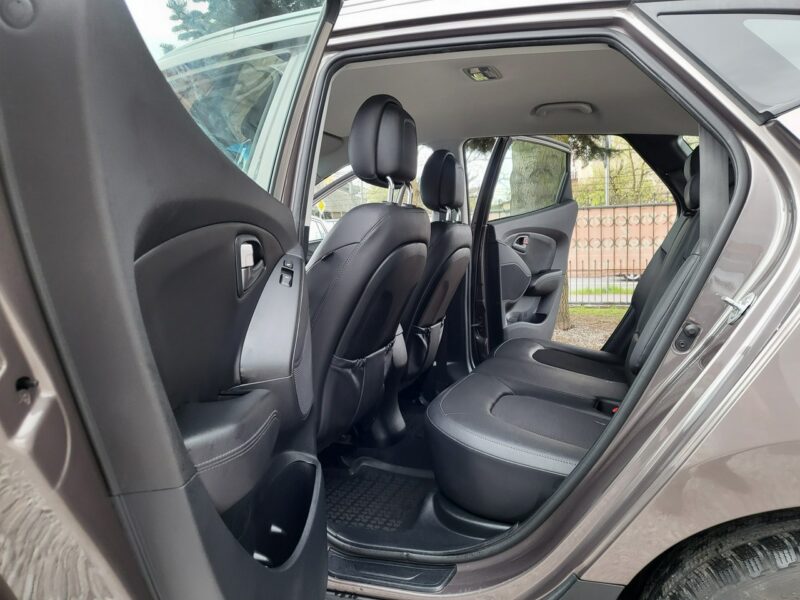 Hyundai ix35 1.6 135 KMI Właściciel 100% Przebieg Raty ASO TUV Gwarancja Zapraszamy