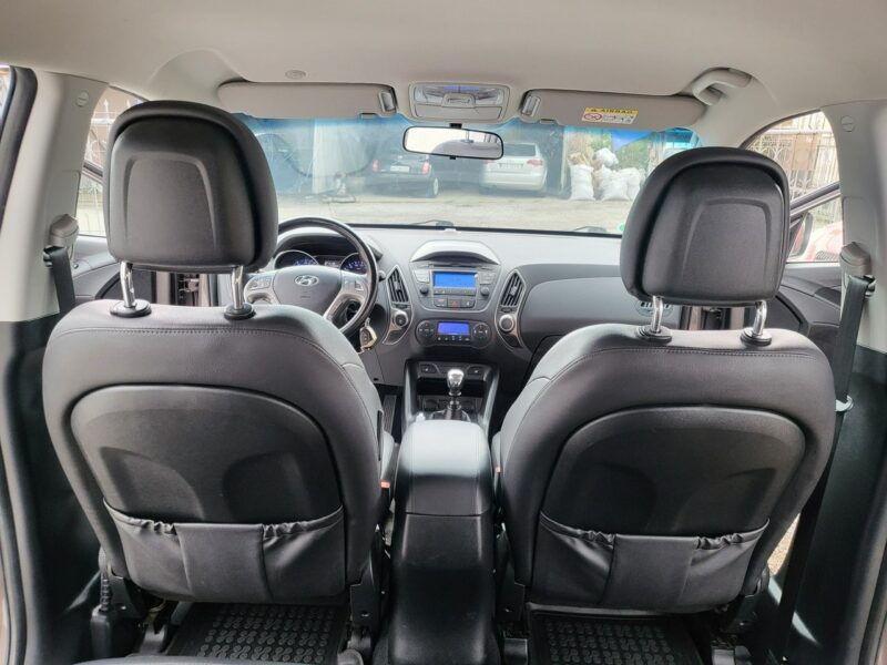 Hyundai ix35 1.6 135 KMI Właściciel 100% Przebieg Raty ASO TUV Gwarancja Zapraszamy