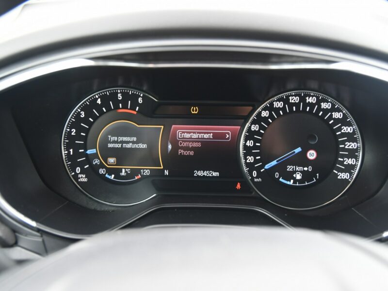 Ford Mondeo 1,5dci DUDKI11 Navi,Asystent Parkowania.Klimatr 2 str.Podg.Fot.GWARANC Mk5 (2014-)