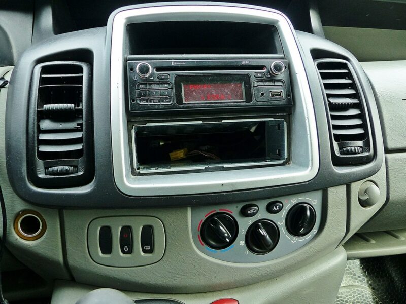 Renault Trafic 2.0 dCi*PASSENGER*Klima*Elektryka*9osób*Holenderka*Zadbany*ZOBACZ!!! II (2001-2014)