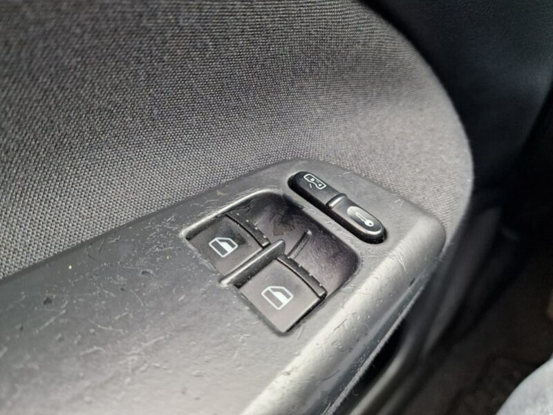 Škoda Octavia 2.0 Benzyna 115 KM, Klima Automatyczna, Komputer, Dwa Klucze, Isofix I (1996-2011)