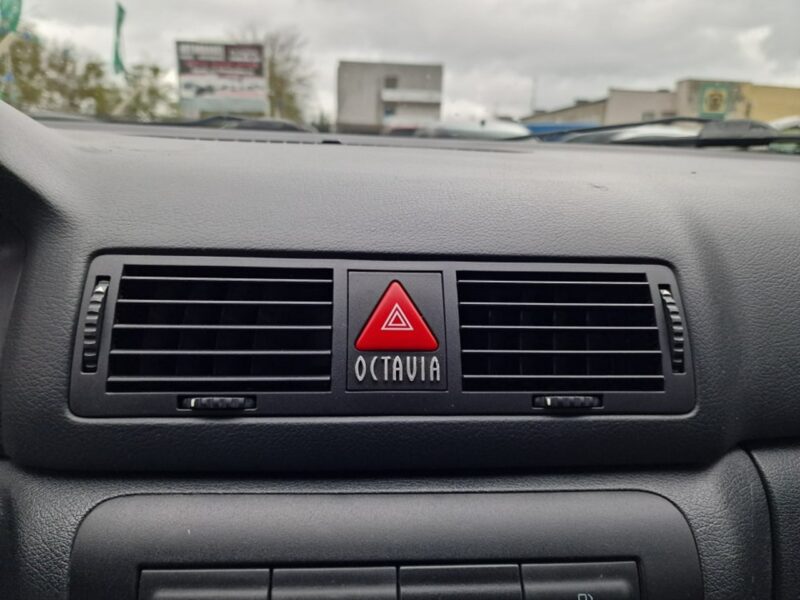 Škoda Octavia 2.0 Benzyna 115 KM, Klima Automatyczna, Komputer, Dwa Klucze, Isofix I (1996-2011)