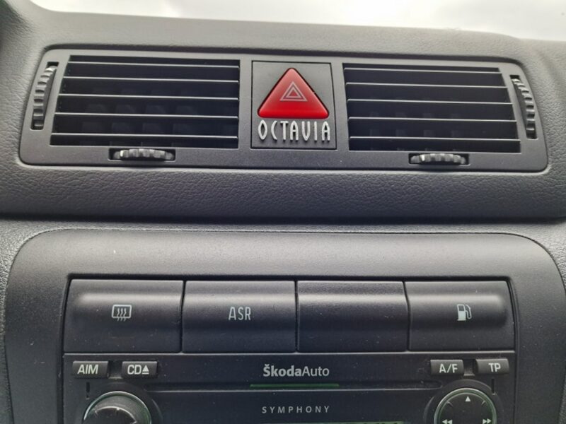 Škoda Octavia 2.0 Benzyna 115 KM, Klima Automatyczna, Komputer, Dwa Klucze, Isofix I (1996-2011)