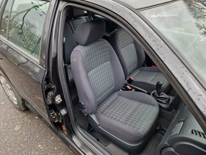 Škoda Octavia 2.0 Benzyna 115 KM, Klima Automatyczna, Komputer, Dwa Klucze, Isofix I (1996-2011)