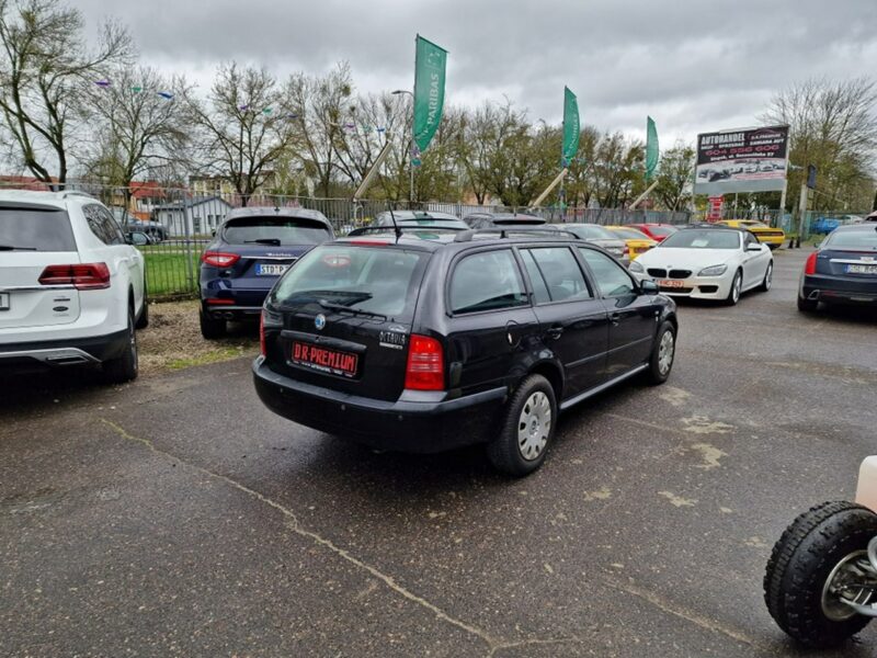 Škoda Octavia 2.0 Benzyna 115 KM, Klima Automatyczna, Komputer, Dwa Klucze, Isofix I (1996-2011)