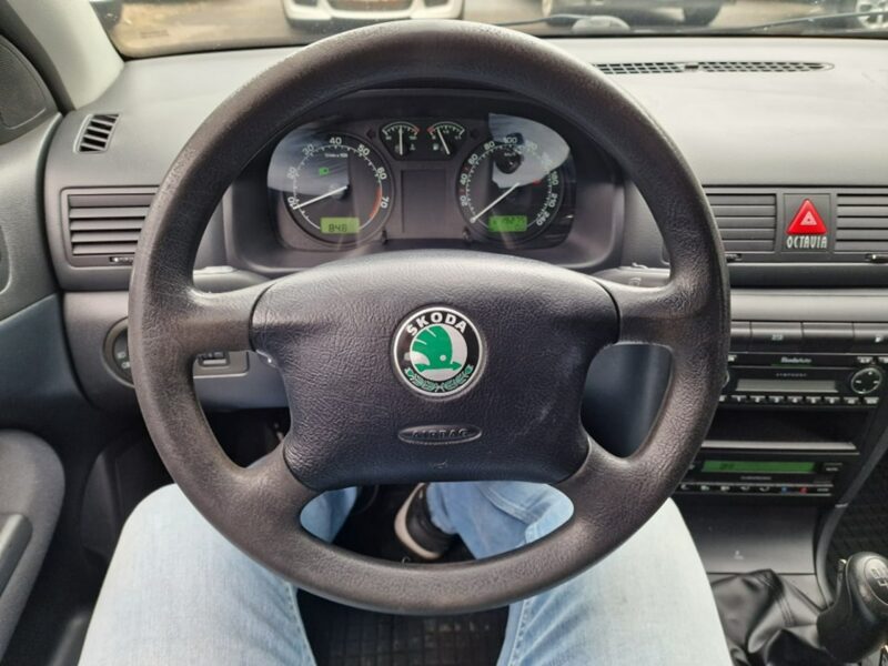 Škoda Octavia 2.0 Benzyna 115 KM, Klima Automatyczna, Komputer, Dwa Klucze, Isofix I (1996-2011)