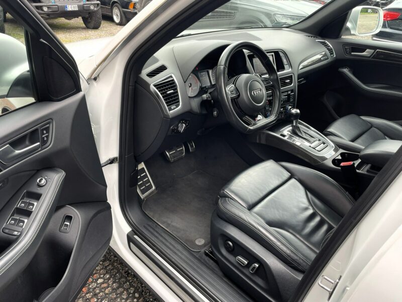 Audi SQ5 Panorama dach, Skórzana tapicerka, Podgrzewane fotele, Światła LED 8R (2013-)